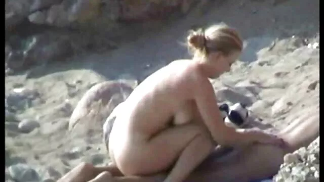 เจี๊ยบรัสเซียกับปลั๊กเสียบอัญมณี Jenny Manson วีดีโอ โป้ เกาหลี ทำให้รูของเธอกระแทก