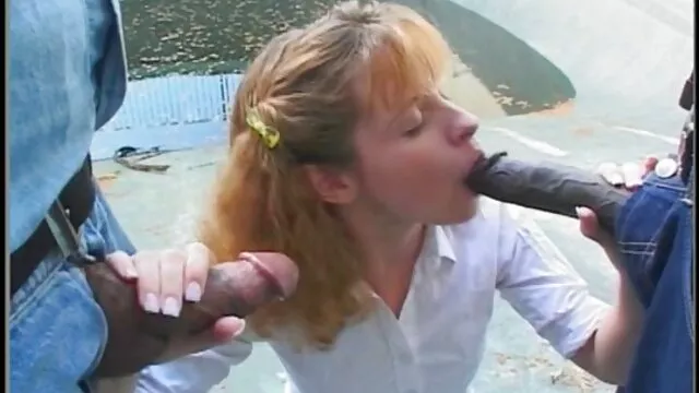 Black boys band fuck Charlotte Sartre และแฟนสาวของเธอกลางแจ้ง ค ริ ป วีดีโอ โป้