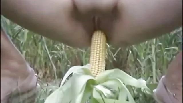 ผู้ชายประหลาดหลายคนตรวจสอบรอยกรีดสีชมพูฉ่ำของนักเลงญี่ปุ่น Misa วีดีโอ โป๊ ง Kikouden