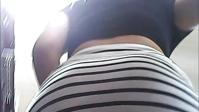 หญิงสาวสีน้ำตาล Slutty วีดีโอ โป้ น้อง แน ท พัดกระเจี๊ยวยากของนักบำบัดการนวดที่โหดร้าย