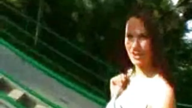 สาวงาม Maddy O'Reilly คลิป วีดีโอ โป๊ ให้ blowjob และ fucks อย่างดี